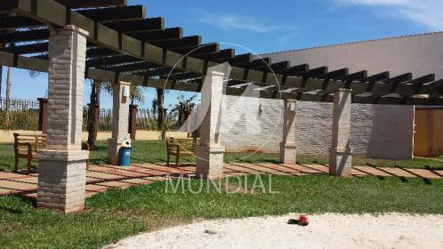 3 - Lazer Condominio em Cravinhos