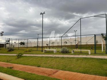 2 - Quadra de esportes em Cravinhos