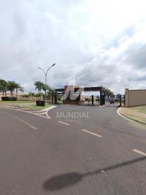 1 - Fachada Condominio em Cravinhos