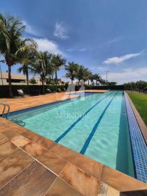 17 - Piscina(s) em Cravinhos