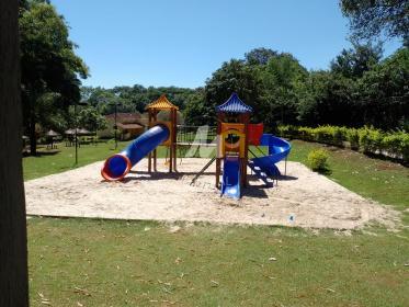 3 - Playground em Cravinhos