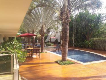 8 - Piscina(s) em Ribeirão Preto